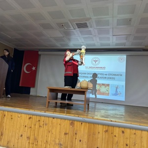 İl Müdürlüğümüz ve bağlı kuruluş personelimize ,İl Müdürlüğümüzün konferans salonunda, İl Sağlık Müdürlüğü personelleri tarafından “İlk Yardım Farkındalık Eğitimi” verilmiştir.  - fotoğraf 1