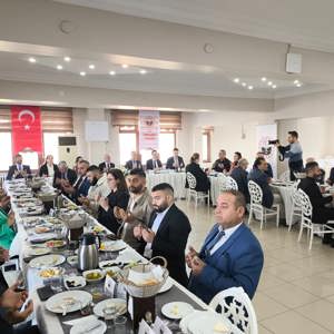 8 Nisan Dünya Romanlar Günü Kapsamında Kahvaltı Programı Düzenlendi - fotoğraf 3