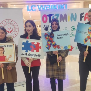 2 Nisan Dünya Otizm Günü 328  AVM de etkinliklerimiz ile kutlandı.  - fotoğraf 2