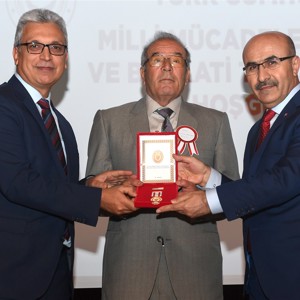 KKTC Milli Mücadele Madalyası ve Beratı Tevcih Töreni Gerçekleştirildi - fotoğraf 12