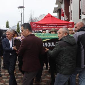 Değerli çalışma arkadaşımız Nazmiye Yarbaşı Esen’in cenaze merasimine katılım sağlanmıştır. - fotoğraf 7