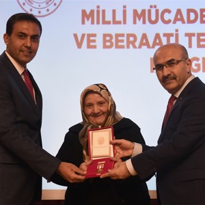 KKTC Milli Mücadele Madalyası ve Beratı Tevcih Töreni Gerçekleştirildi - fotoğraf 19