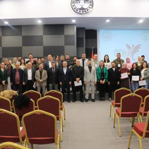 İL MÜDÜRÜMÜZ SAYIN ERGÜN ANKA 3.0 UYGULAYICI EĞİTİM PROGRAMINA KATILAN MESLEK ELEMANLARINA BELGELERİNİ TAKDİM ETTİ - fotoğraf 1