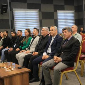 İL MÜDÜRÜMÜZ SAYIN ERGÜN ANKA 3.0 UYGULAYICI EĞİTİM PROGRAMINA KATILAN MESLEK ELEMANLARINA BELGELERİNİ TAKDİM ETTİ - fotoğraf 5
