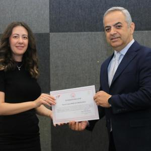 İL MÜDÜRÜMÜZ SAYIN ERGÜN ANKA 3.0 UYGULAYICI EĞİTİM PROGRAMINA KATILAN MESLEK ELEMANLARINA BELGELERİNİ TAKDİM ETTİ - fotoğraf 2