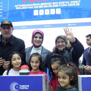Aile ve Sosyal Hizmetler Bakanımız Göktaş, Afyonkarahisar'da TOKİ kura çekilişinde konuştu: - fotoğraf 4