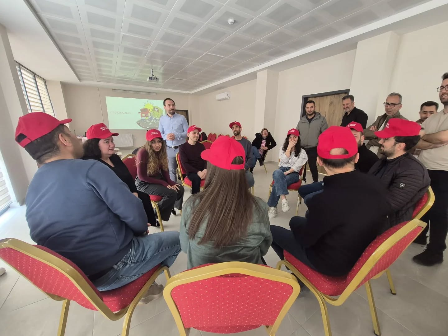 "Bölgesel Psikolojik İlk Yardım (PİY) Eğitimleri" Devam Ediyor