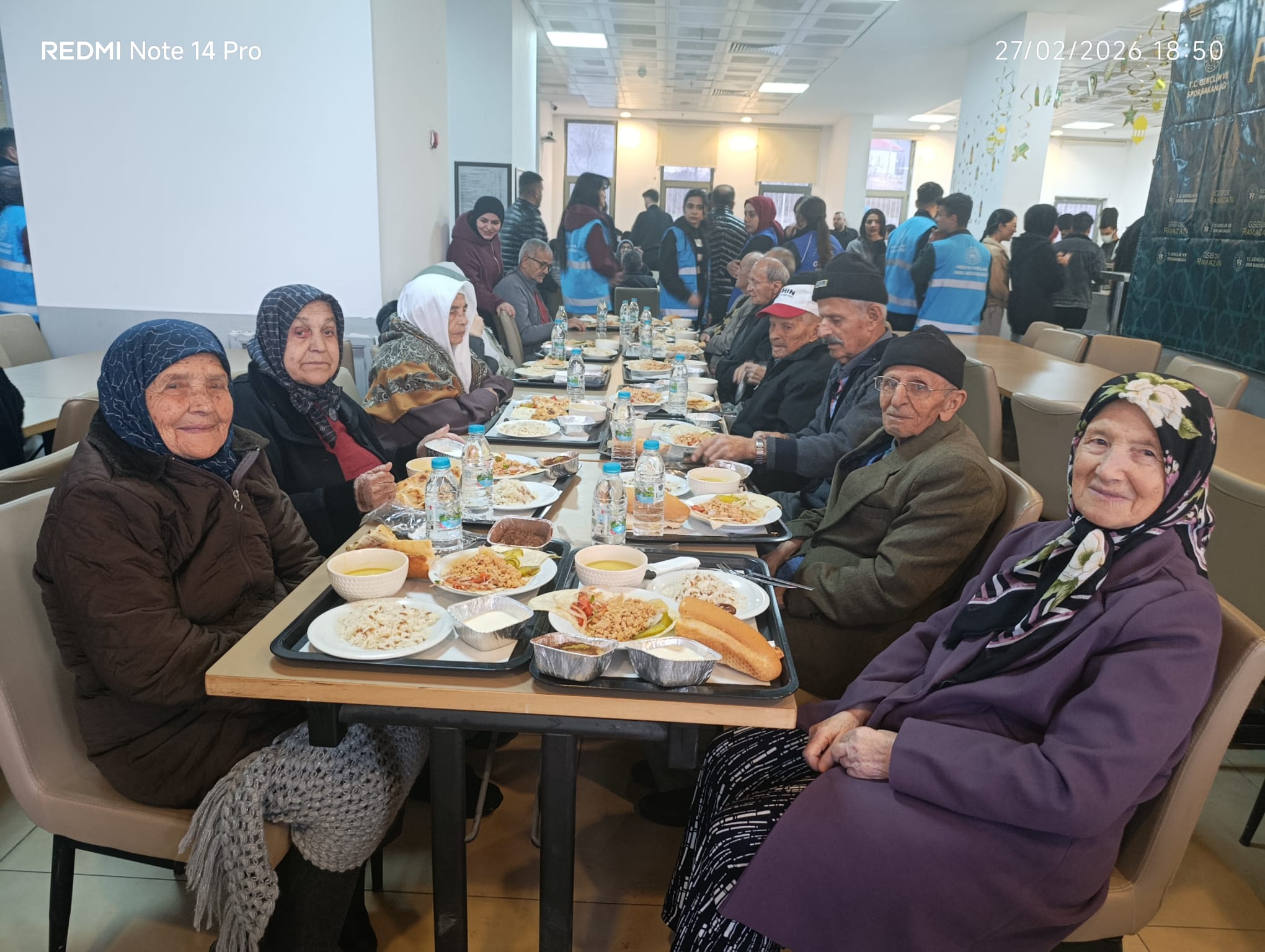 Uluborlu' da Kuşaklar Aynı Sofrada Buluştu