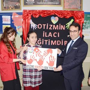 Otizm Farkındalık Günü Etkinliklerine Katılım Sağlandı - fotoğraf 2
