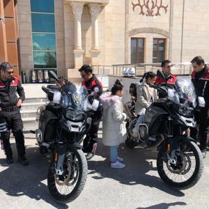 Polis Haftası Kapsamında Muş Emniyet Müdürlüğüne Ziyaret Gerçekleştirildi - fotoğraf 6