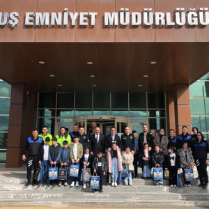Polis Haftası Kapsamında Muş Emniyet Müdürlüğüne Ziyaret Gerçekleştirildi - fotoğraf 1