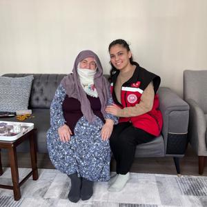 Polis Haftası Kapsamında Şehit Polislerimiz Rahmetle Anılmış, Şehit Ailelerimiz ve Gazilerimiz Ziyaret Edilmiştir - fotoğraf 1