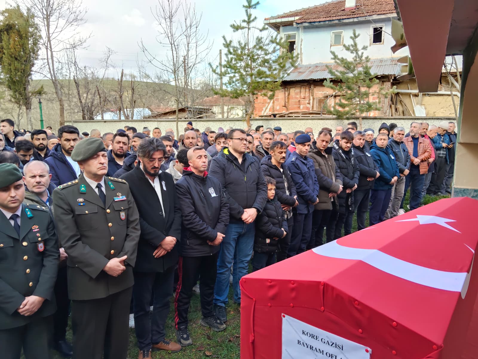 Kore Gazisi Bayram Oflaz Son Yolculuğuna Uğurlandı