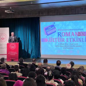 Dünya Romanlar Günü’nde Anlamlı Kültür Etkinliği - fotoğraf 1