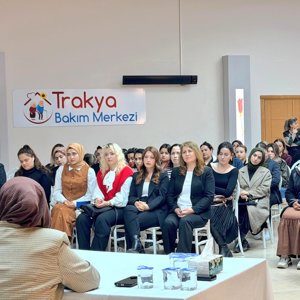 Kadınlara Yönelik Liderlik ve Karar Alma Becerileri Eğitimi Gerçekleştirildi - fotoğraf 2
