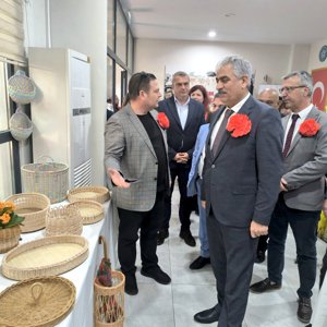 Dünya Romanlar Günü Etkinliğinde Anlamlı Buluşma - fotoğraf 5