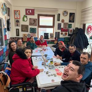 Engelsiz Yaşam Merkezimizde Seramik Etkinliği - fotoğraf 4