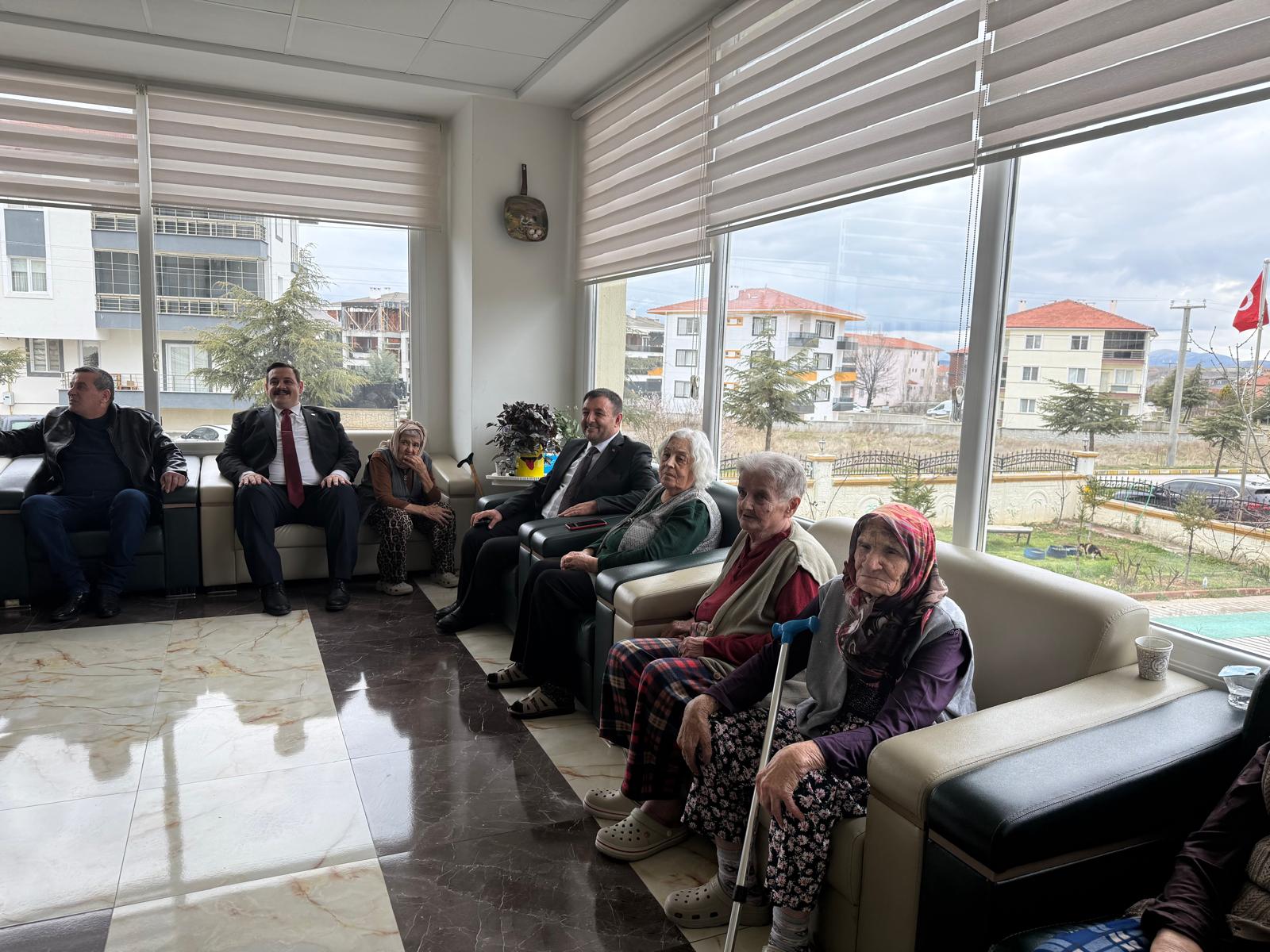 Kıymetli Büyüklerimize Ziyaret