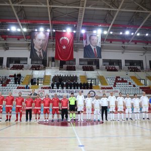 Şehitlerimizin İsmi Sahada Yaşatıldı - fotoğraf 4