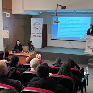 Şehit Yakınları ile Gazi ve Gazi Yakınlarına Yönelik İstihdam Öncesi Oryantasyon Eğitim Programı Gerçekleştirildi - fotoğraf 1