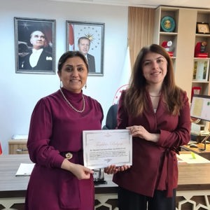 İl Müdürümüz Sayın Emine BÖÇKÜN, Doktor Öğretim Üyesi Deniz Aslı DOKUZCAN’ı Makamında Ağırladı - fotoğraf 2