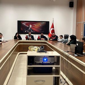 Şehit Yakınları, Gazi ve Gazi Yakınlarına Anlamlı Ziyaret - fotoğraf 3