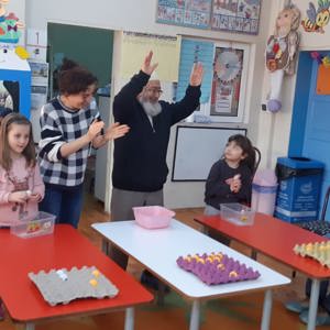 Huzurevi Yaşlılarımız Dr. Meral Kılıçözlü Anaokulunu ziyaret etti. - fotoğraf 8