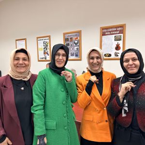 Koruyucu Ailelerimize “Deniz Yıldızı” Sembolüyle Anlamlı Hediye  - fotoğraf 4
