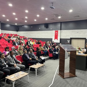 Bakanlığımız Heyeti Başkanlığında Roman Vatandaşlara Yönelik Strateji Belgesi ve II. Aşama Eylem Planı Değerlendirme Toplantısı Gerçekleştirildi - fotoğraf 4
