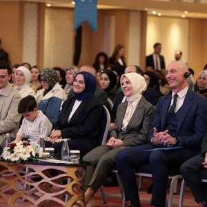 Bakanımız Mahinur Özdemir Göktaş "Modüler Aile Eğitim Programı Tanıtım Töreni"nde konuştu: - fotoğraf 3