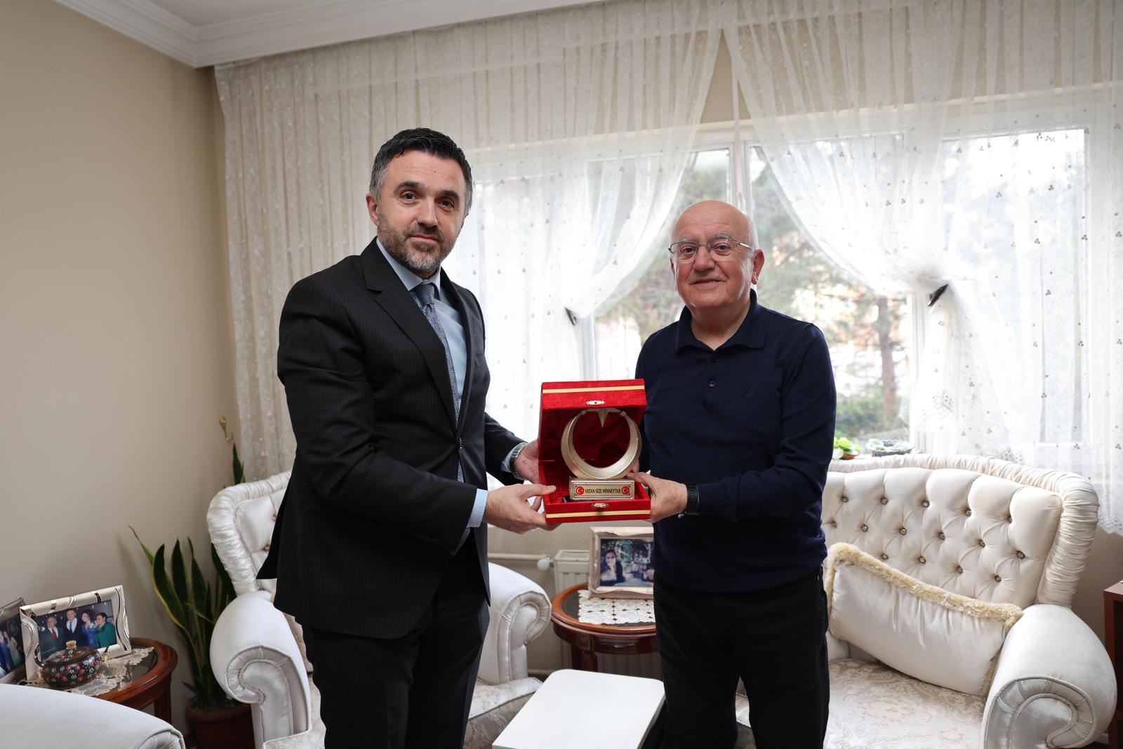 İl Müdürümüz Sn. Ömer Turan, Kıbrıs Gazimiz Seyfettin Külte ve Kıymetli Ailesini Ziyaret Etti