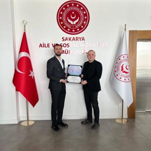 Genç MÜSİAD Başkanı Muhammed Emin BALTACI ve Yönetim Kurulu Üyelerinden İl Müdürümüz Mehmet Uçar’a Anlamlı Ziyaret - fotoğraf 2