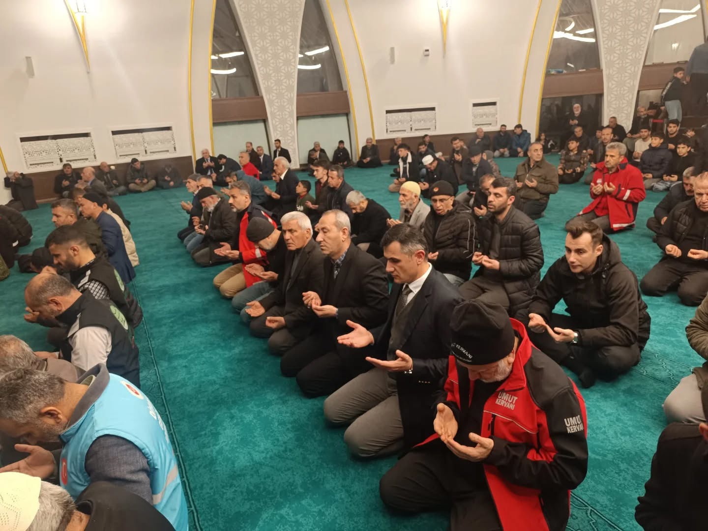 6 Şubat Kahramanmaraş Depremlerinde Kaybettiklerimizi Dualarla Andık - fotoğraf 6