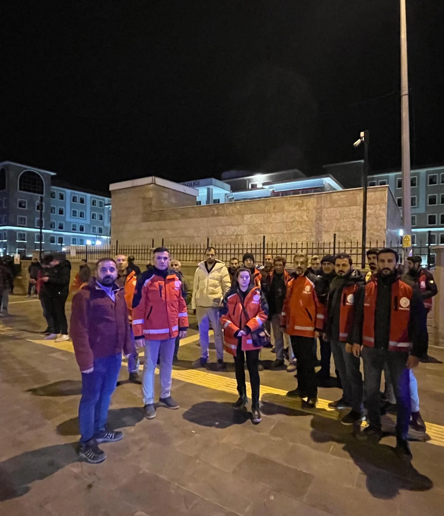 6 Şubat Kahramanmaraş Depremlerinde Kaybettiklerimizi Dualarla Andık - fotoğraf 5