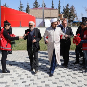 Çanakkale Zaferi’nin 111. Yıl Dönümünde Şehitlerimizi Andık - fotoğraf 6
