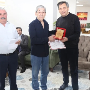İl Müdürlüğümüze bağlı huzurevlerimizde kalan büyüklerimiz arasında düzenlenen tavla turnuvası coşkuyla tamamlandı! - fotoğraf 2