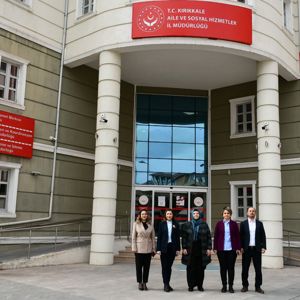 Bakanlığımız saha ziyaretleri kapsamında Şehit Yakınları ve Gaziler Genel Müdürlüğü Araştırma-Geliştirme ve Proje Daire Başkanı Sayın Selma ŞIK, ilimize ziyaret gerçekleştirdi. - fotoğraf 1