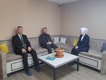 İl Müdürümüz Alper Alp, Birlikte Güçlüyüz Yaşam Merkezi’ni ziyaret etti.