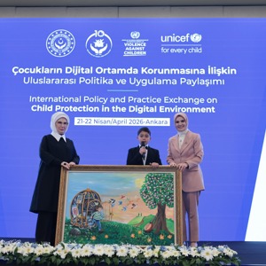 Emine Erdoğan Hanımefendi ve Bakanımız Göktaş, "Çocukların Dijital Ortamda Korunmasına İlişkin Uluslararası Politika ve Uygulama Paylaşımı" toplantısına katıldı - fotoğraf 1