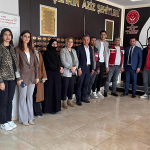 ŞEHİT YAKINLARI VE GAZİLERİMİZE YÖNELİK ORYANTASYON EĞİTİMİ DÜZENLENDİ - fotoğraf 1
