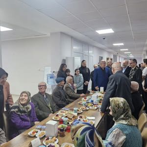 İftar Programı Düzenlendi. - fotoğraf 1
