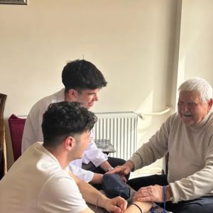 Zübeyde Hanım Huzurevinde Anlamlı Ziyaret - fotoğraf 1