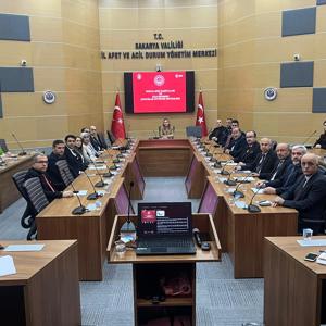 Sosyal Risklere Karşı Güçlü İş Birliği: Vali Yardımcısı Başkanlığında Tanıtım ve Değerlendirme Toplantısı Gerçekleştirildi - fotoğraf 1