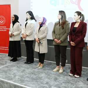 Anka Çocuk Destek Programı Eğitimleri 4 İlin Katılımıyla Başladı: "Bir Çocuğa Dokunmak Bir Nesle Dokunmaktır" - fotoğraf 8