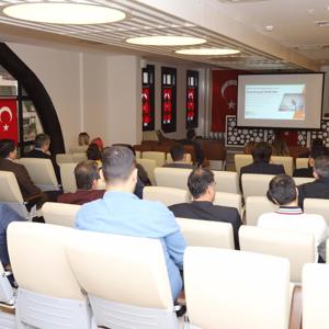 Payas Belediye Personeline “Türkiye’de Bağımlılıkla Mücadele” Konulu Seminer Verildi - fotoğraf 2