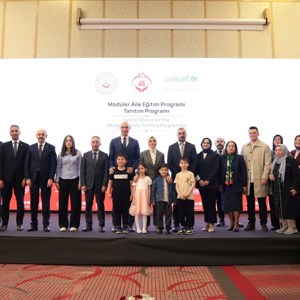 Bakanımız Mahinur Özdemir Göktaş "Modüler Aile Eğitim Programı Tanıtım Töreni"nde konuştu: - fotoğraf 5
