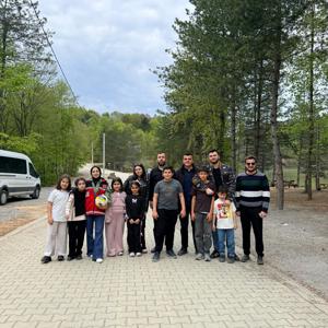 23 Nisan Kapsamında Şehit ve Gazi Çocuklarıyla Piknik Etkinliği Düzenlendi. - fotoğraf 1
