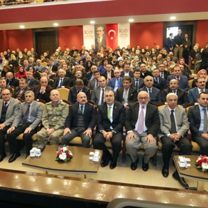 “Ülkemizde Sosyal Politikaların Gelişimi ve Geleceği” konulu konferans verildi - fotoğraf 1