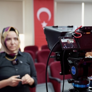 Bakanlığımız Personeline Yönelik Kamera Önü Eğitimi Verildi - fotoğraf 7