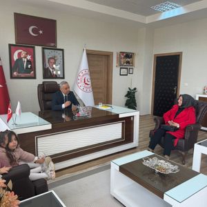 MİNİKLERDEN İL MÜDÜRÜMÜZE 23 NİSAN ZİYARETİ - fotoğraf 6